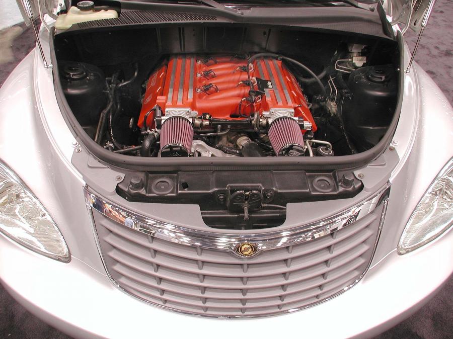 Моторный отсек Chrysler PT Cruiser 2001 года  (фото 135 из 141)